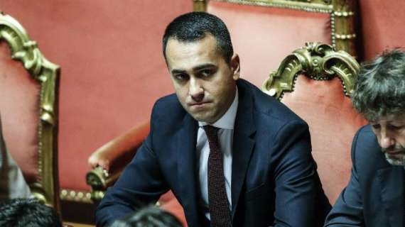 Politica / Mes, Di Maio: "L'Italia non firma al buio". Calenda replica