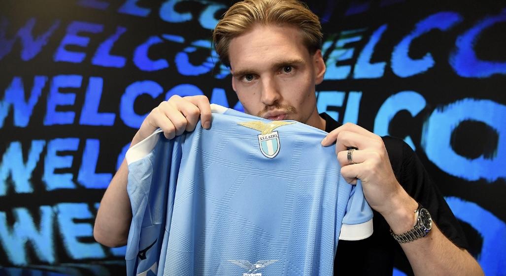 Taylor è della Lazio, i tifosi dell'Ajax: "Ci mancherai, falli impazzire a Roma!"