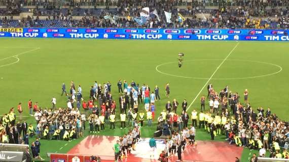 Medaglia d'argento per la Lazio: applausi anche da parte dei tifosi juventini - FOTO&VIDEO