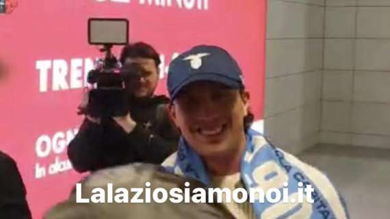 Lazio, Luca Pellegrini si veste di biancoceleste: "Il nostro nuovo numero tre..." - VIDEO