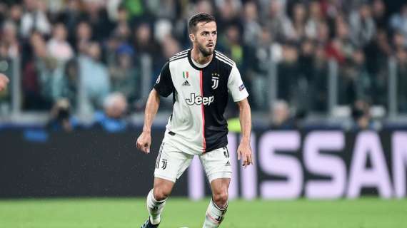 Pjanic: "Le sconfitte con la Lazio ci aiuteranno. Scudetto? Corsa a quattro"