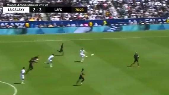 Ibrahimovic, esordio con doppietta e gol incredibile in MLS - VIDEO