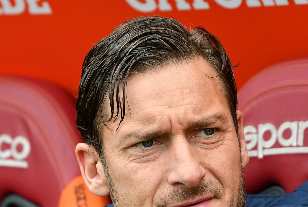 "Tu non puoi fare il capitano": l'attacco di Heinze a Totti, non vide più il campo