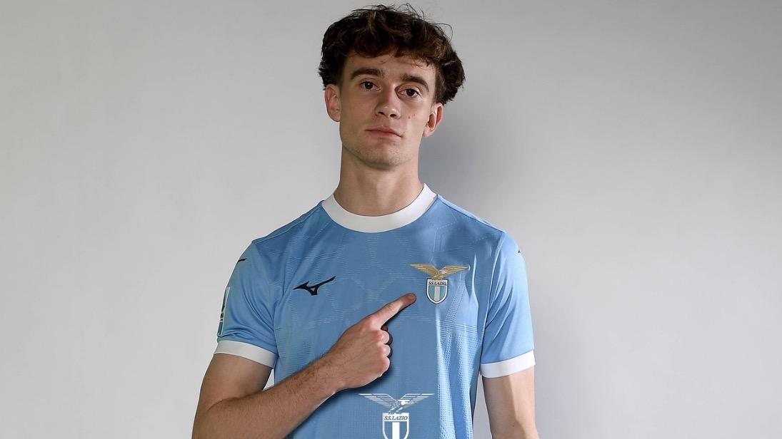 Przyborek si presenta: "La Lazio è un sogno, onorerò sempre la maglia"