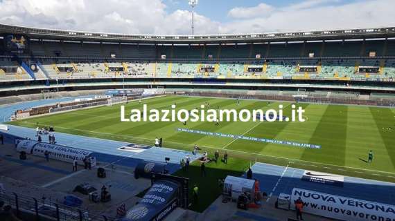 PHOTOGALLERY - All'ombra dell'Arena per i tre punti: gli scatti de Lalaziosiamonoi.it a Verona
