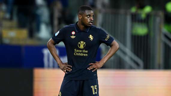 Il rosso contro la Lazio costa caro a Kalulu: multa dalla Juve e campionato finito