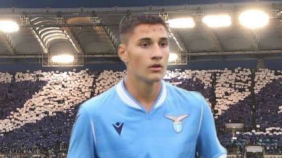 Lazio, Ferro firma fino al 2024. Arrivano i complimenti del compagno Crespi - FT