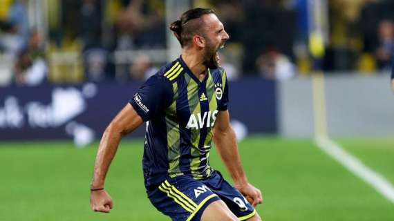 Calciomercato Lazio, trattativa serrata per Muriqi: e l'agente segue i biancocelesti su Instagram...
