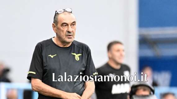 Sassuolo - Lazio, Sarri nervoso e scuro in volto: la ricostruzione della fuga dal Mapei 