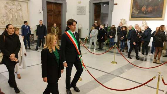 Morte Mihajlovic, Meloni al Campidoglio: "Ha combattuto con onore e insegnato il coraggio" - FOTO&VIDEO