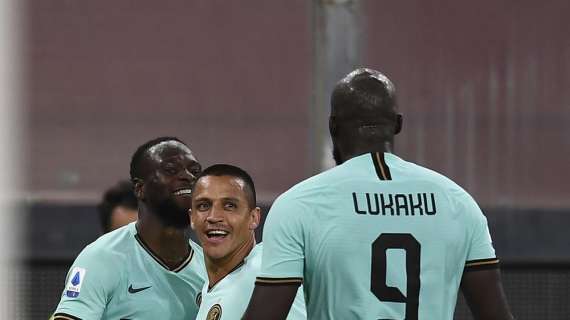 Serie A, l'Inter batte il Genoa e scavalca l'Atalanta: nerazzurri a +4 sulla Lazio