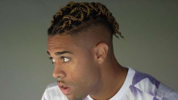 Addormentato 8 ore per un tatuaggio: l'esperienza di Mariano Diaz 