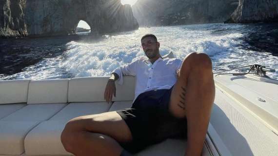 Zaccagni, in attesa della Lazio si rilassa a Capri con Chiara Nasti - FOTO