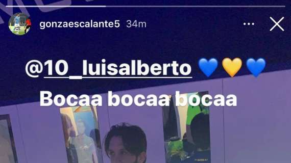 Lazio, Luis Alberto a Formello con la maglia del Boca. Ed Escalante apprezza... - FOTO