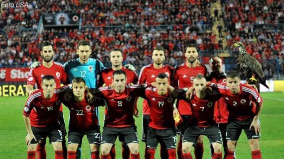 Serbia-Albania, la Federazione serba vieta la presenza allo stadio dei tifosi albanesi. E un imprenditore kosovaro...