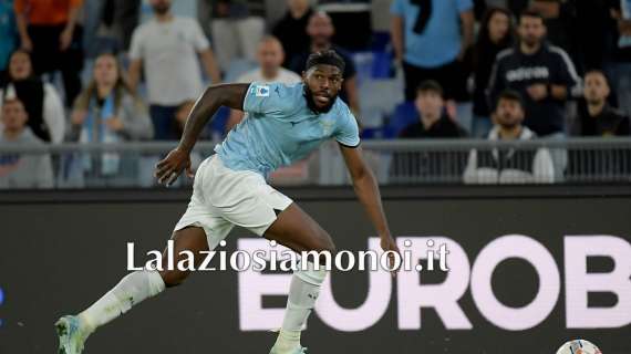 Lazio, Nuno Tavares nelle Favelas in Brasile: gli scatti a Rocinha - FOTO