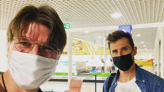 Lazio, Corrao con Klose: "Che idolo!". E Di Battista punge la Roma... - FT