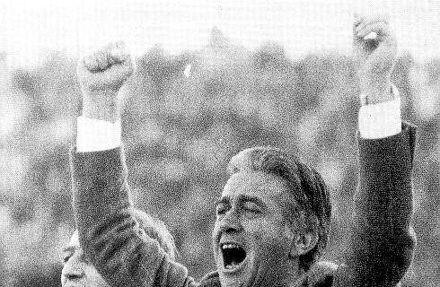 Lazio-Foggia, Chinaglia sul dischetto, Maestrelli esulta, è il 12 maggio 1974... La Lazio è Campione d'Italia