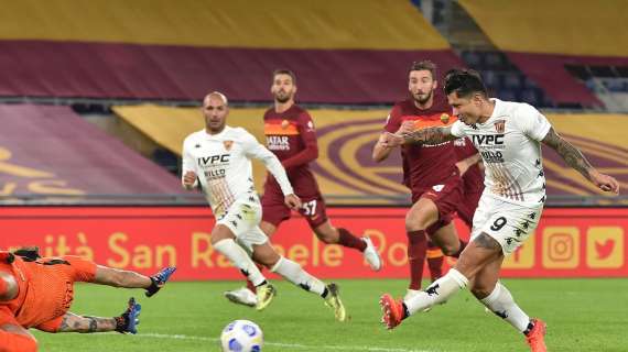 Serie A, festival del gol all’Olimpico: Roma batte Benevento 5-2