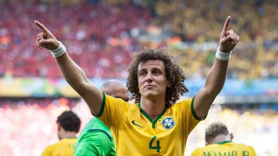 Calciomercato, dal Brasile sicuri: "Offerta ufficiale del Flamengo per David Luiz"