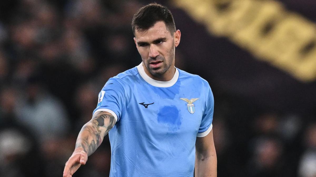 Lazio, Romagnoli e l'incontro con Veron: "Sono cresciuto con lui..."