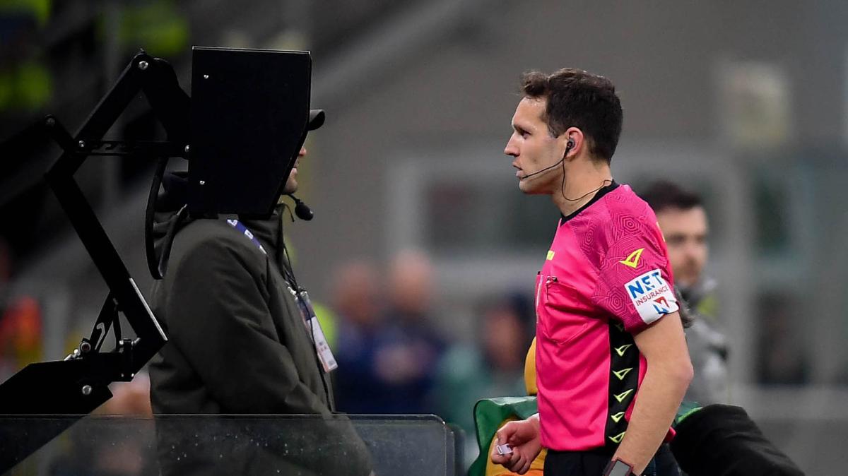 MOVIOLA | Lazio - Parma, Marcenaro lascia tanti dubbi: due episodi da rigore