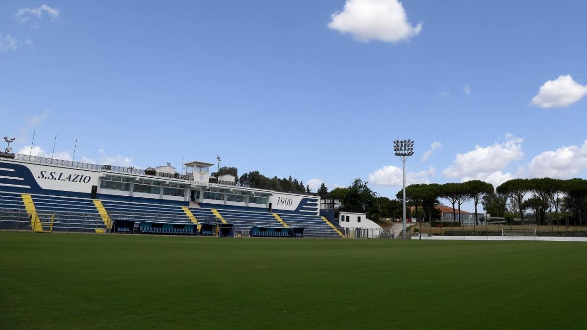 Lazio, cancelli aperti a Formello prima dell'Atalanta: il Fersini è sold out
