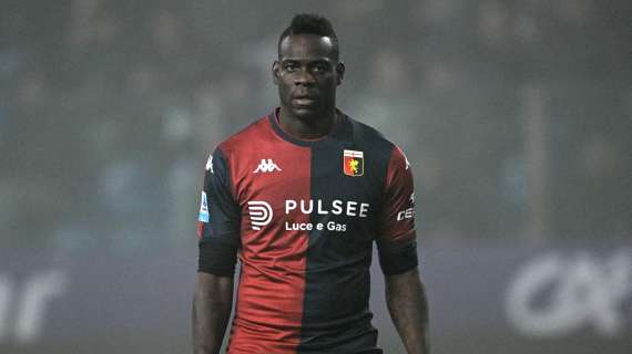 Genoa, ancora problemi per Balotelli: si è operato alla mano