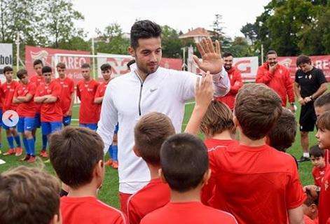 Lazio, Jony incontra i bambini: ospite del Campus Mareo - FOTO