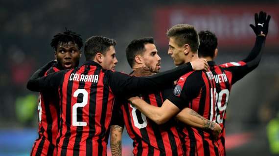 Milan, vittoria sul Cagliari e quarto posto in solitaria