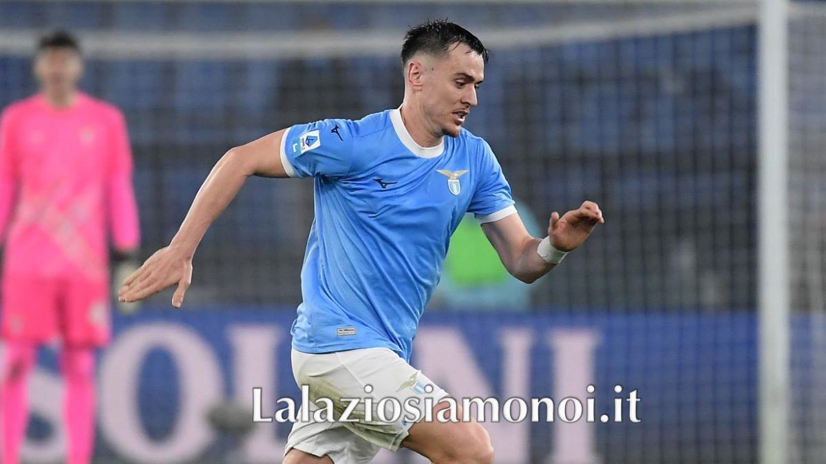 Lazio, Patric rimarrà regista? Sarri risponde in conferenza sul ruolo