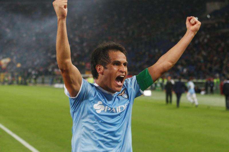 Rumors d'oltremanica: sondaggio del City per Ledesma... Ma il giocatore ha giurato amore eterno alla Lazio