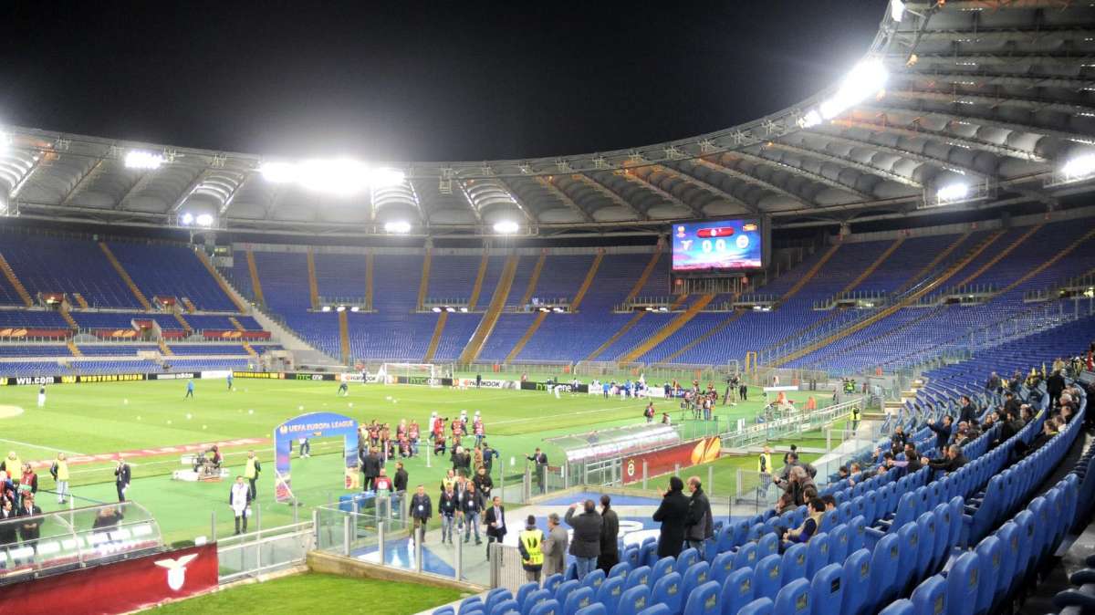 Presenze allo stadio, calo drastico degli incassi