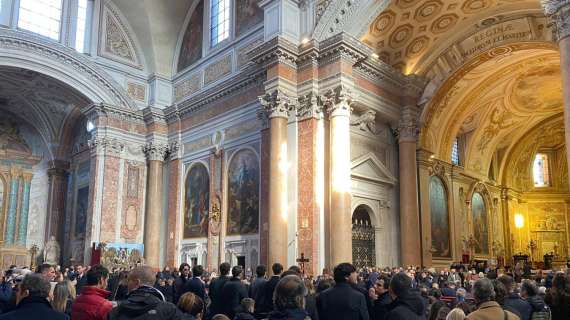 Funerali Mihajlovic, presidente Cei: "Un saluto doloroso che lascia increduli"