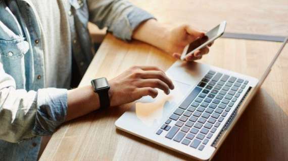 Internet, down delle reti: problemi e proteste in tutta Italia