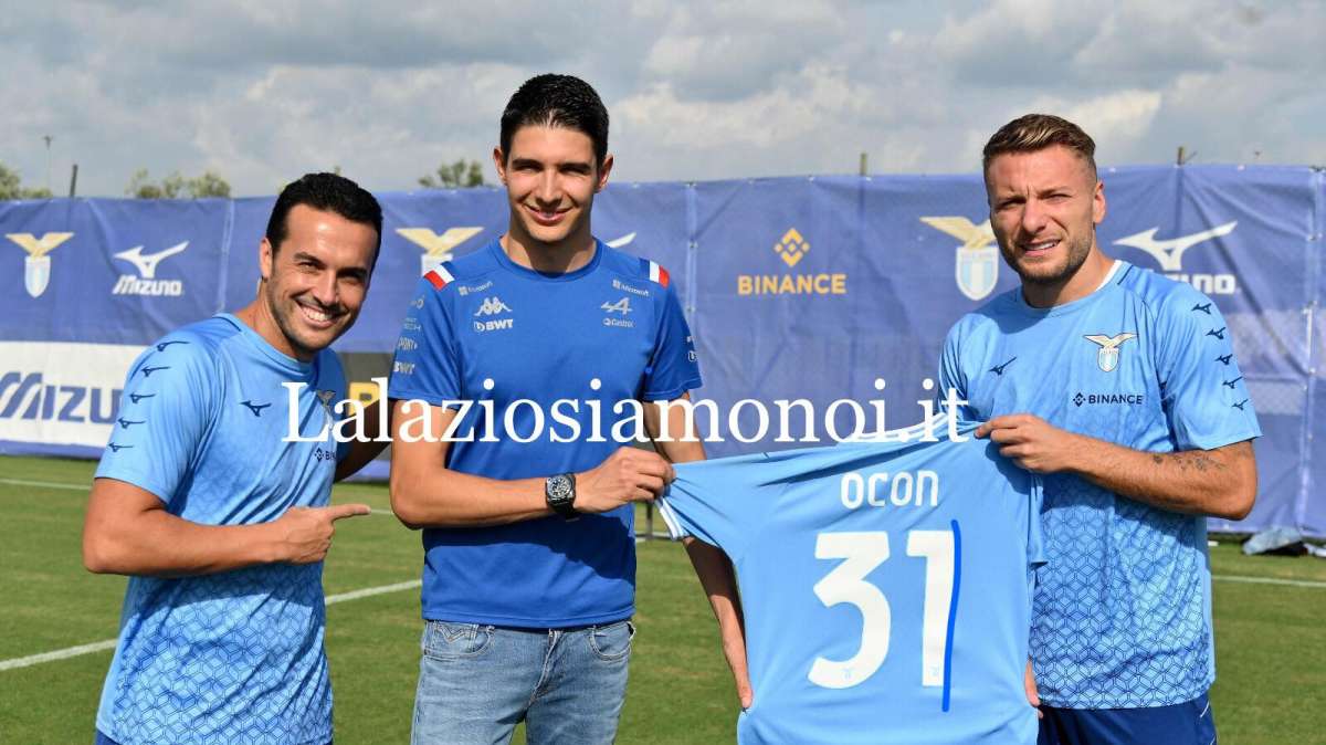 Sorpresa a Formello, c'è il pilota Ocon: "Forza Lazio!" - FOTO