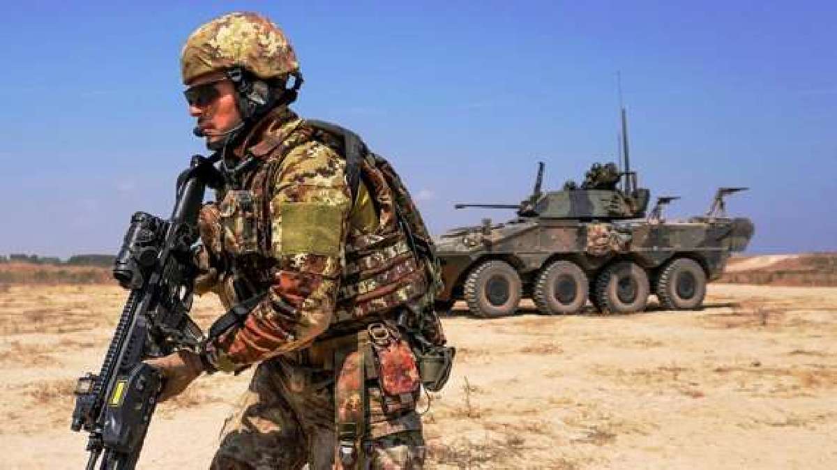 Guerra Ucraina, circolare Esercito italiano: Meno congedi e addestramento  specifico