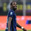 Inter-Lecce 0-0, ammonito Thuram dopo un contatto in area di rigore