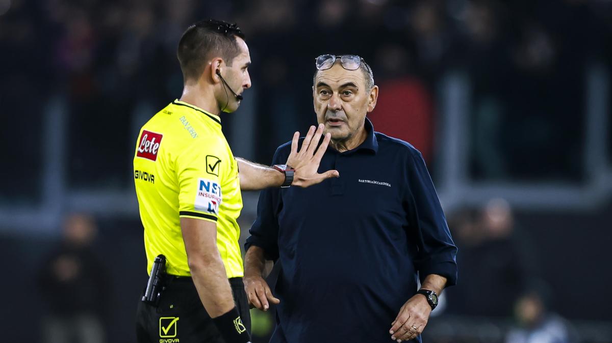 Lazio, Sarri: "Stiamo reagendo, con la società alcun dissidio"