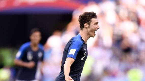 Pavard, conto alla rovescia per l'Inter? Anche oggi non si è allenato