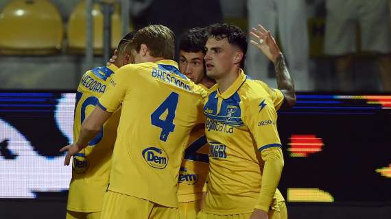 Il Frosinone manda in B il Sassuolo, l'Udinese pareggia al 104': tutto sulle gare delle 15