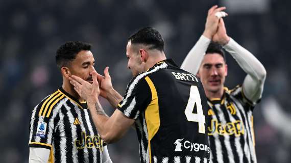 La Juventus mette pressione all'Inter, ora è in testa. La classifica aggiornata