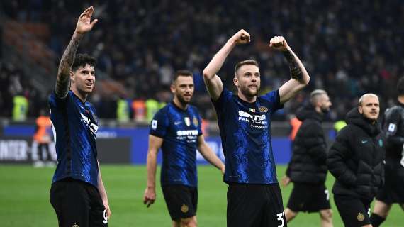 L'Inter vince con la Roma 3-1 e fa cinque su cinque. Bologna deciderà il tricolore