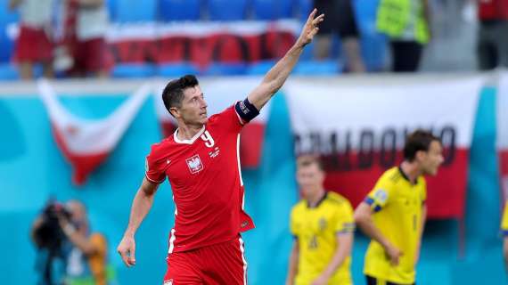 Lewandowski glissa sul futuro: "Per ora penso solo alle vacanze..."