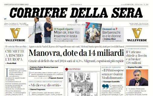 Il Corriere della Sera titola in taglio alto: "Milan ok, Inter ko: insieme in testa"