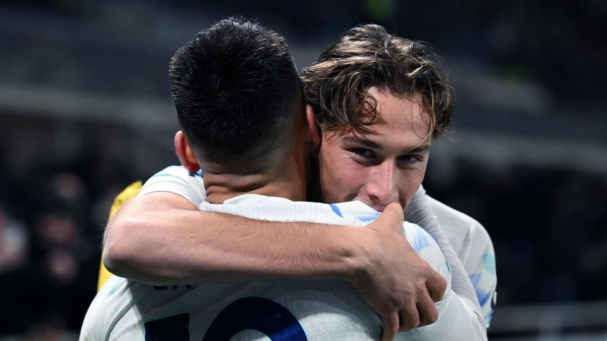 "Ronaldo probabilmente il più forte, Dzeko impressionante": le riflessioni di Pio Esposito