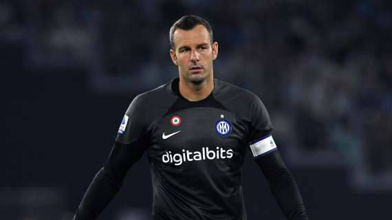 Sky Sport - Verso Plzen-Inter, Handanovic e Correa favoriti su Onana e Dzeko