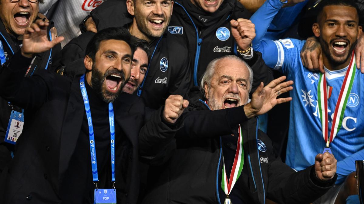 Napoli, De Laurentiis "Pareggiato il 2-0 di Bologna, ma questo vale una Coppa"