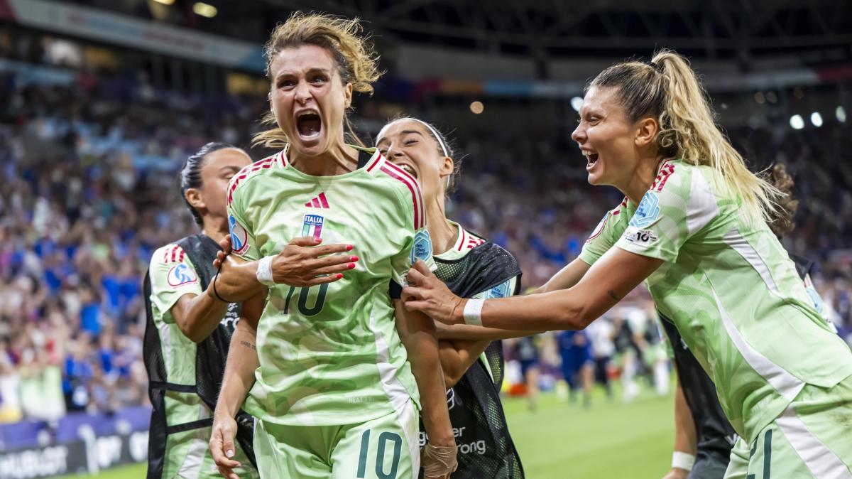 Immagine strip Femminile n.2