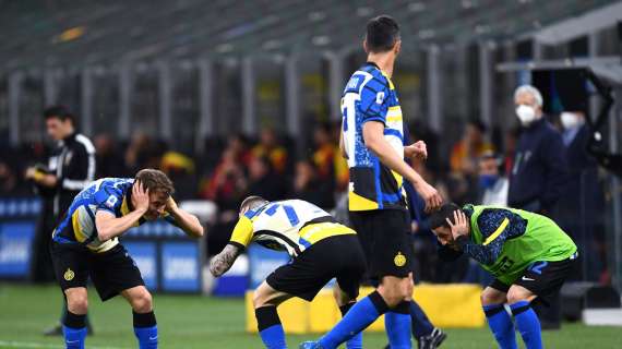 L'Inter e la festa dopo il gol di Brozovic contro la Roma: "Roba da scienziati"